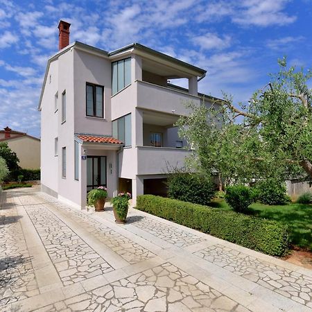 Brezac Olive Garden Apartment Фажана Экстерьер фото