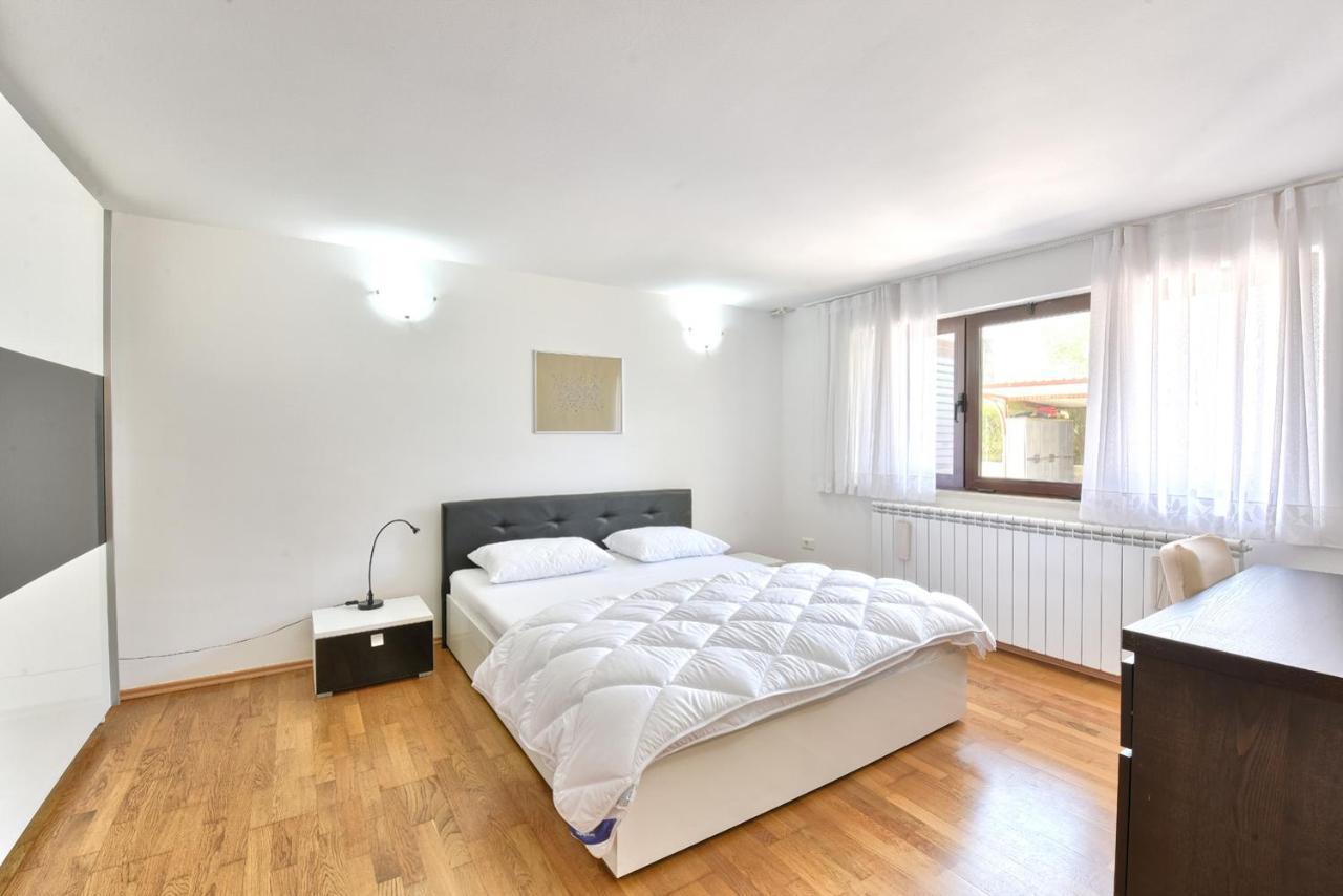 Brezac Olive Garden Apartment Фажана Экстерьер фото